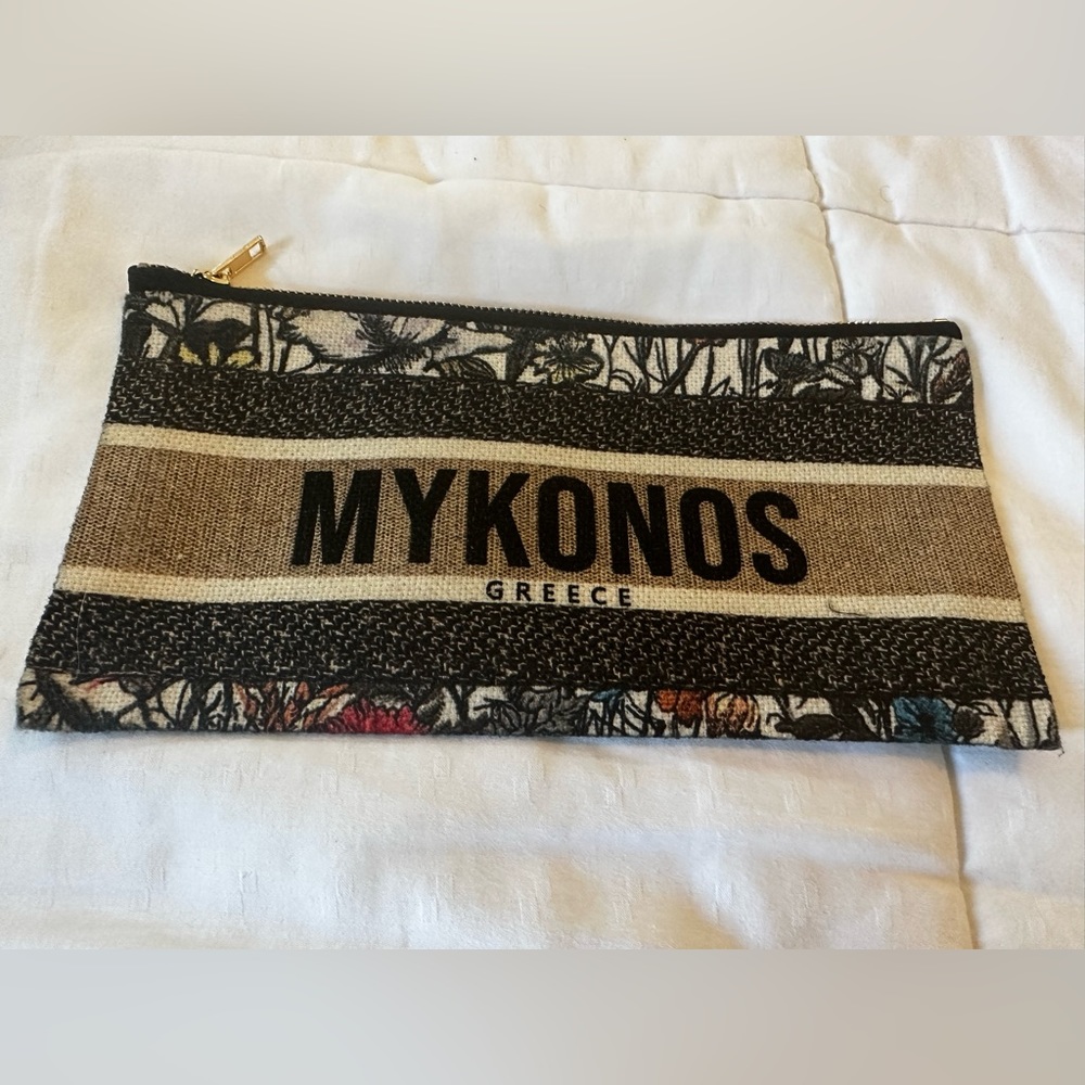Fabric pouch